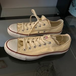 Converse Off White Sneakers